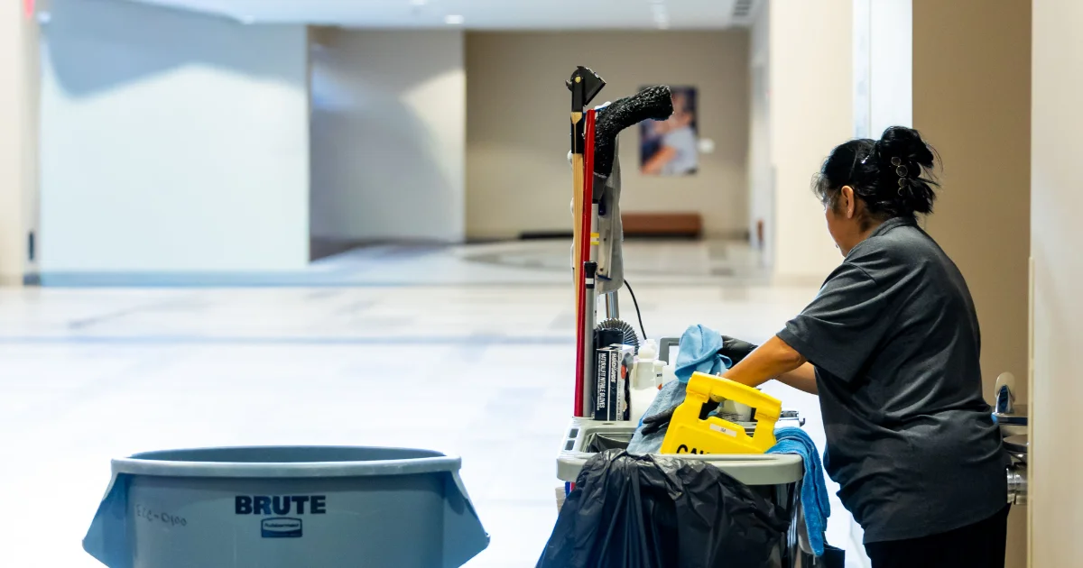 Facility management cleaning